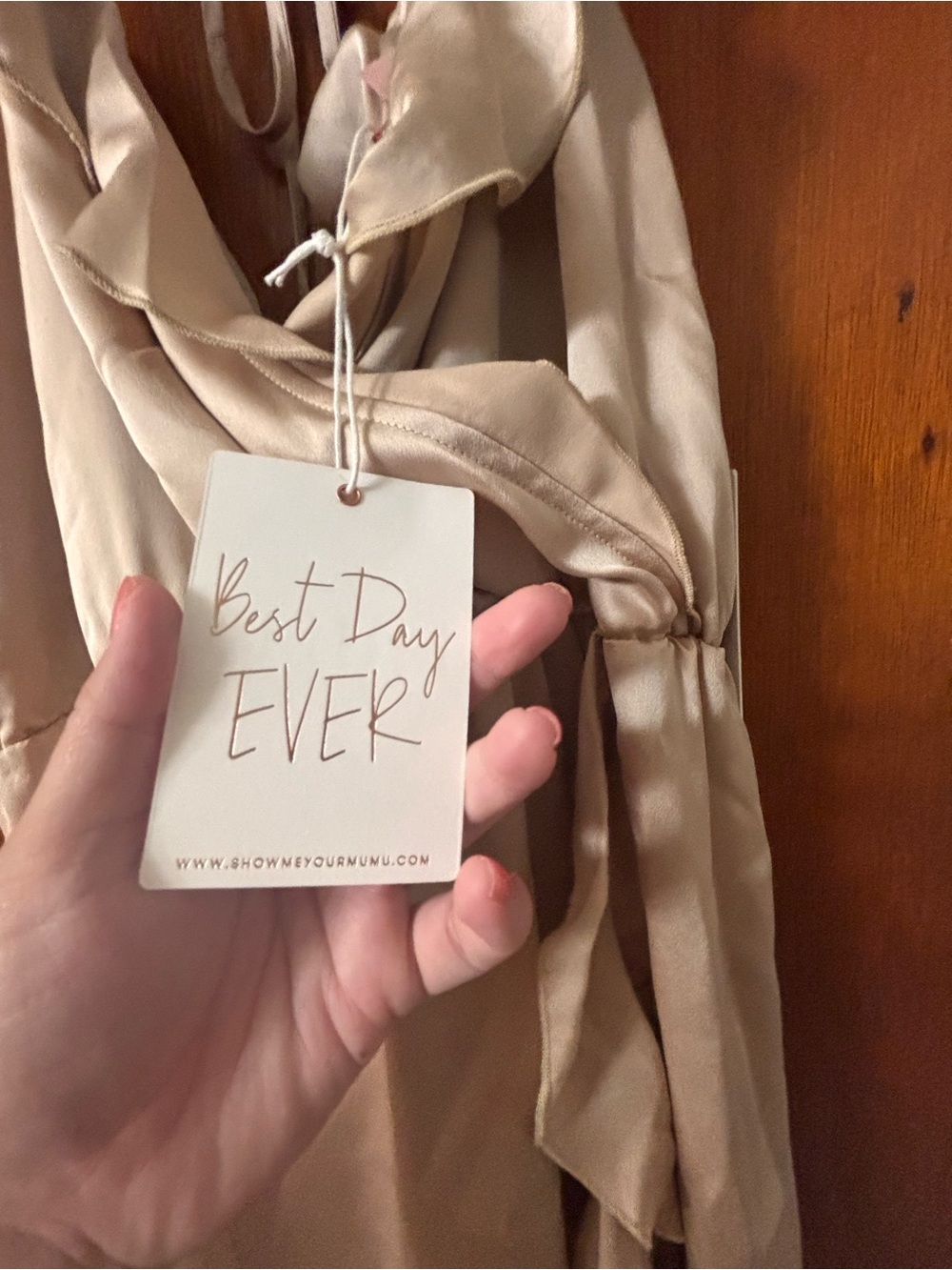 ๐ฃ LAST CALL! ๐ Show Me Your Mumu | Samantha Ruffle Dress in Champagne ๐ฅ - Large - Picture 6 of 16